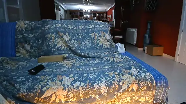 Snapshot of maduroguapo chatting on 12, 1, 2025 maduroguapo online show from 12, 1, 2025