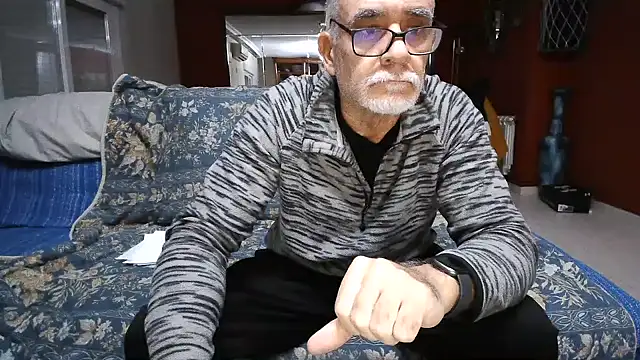 Snapshot of maduroguapo chatting on 16, 1, 2025 maduroguapo online show from 16, 1, 2025