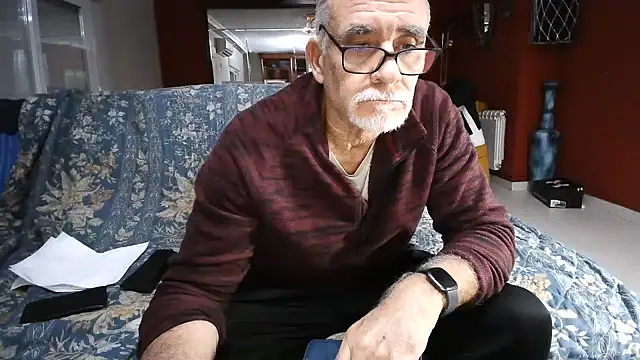 Snapshot of maduroguapo chatting on 18, 1, 2025 maduroguapo online show from 18, 1, 2025