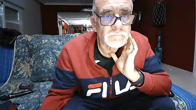 Snapshot of maduroguapo chatting on 22, 2, 2025 maduroguapo online show from 22, 2, 2025