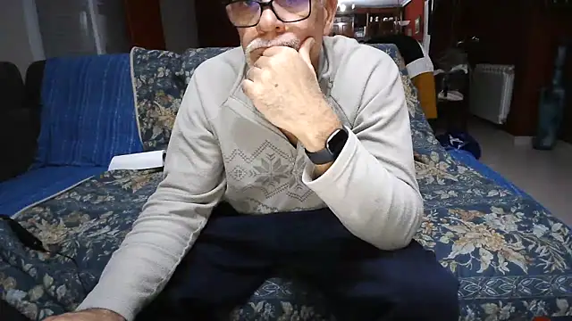 Snapshot of maduroguapo chatting on 16, 3, 2025 maduroguapo online show from 16, 3, 2025