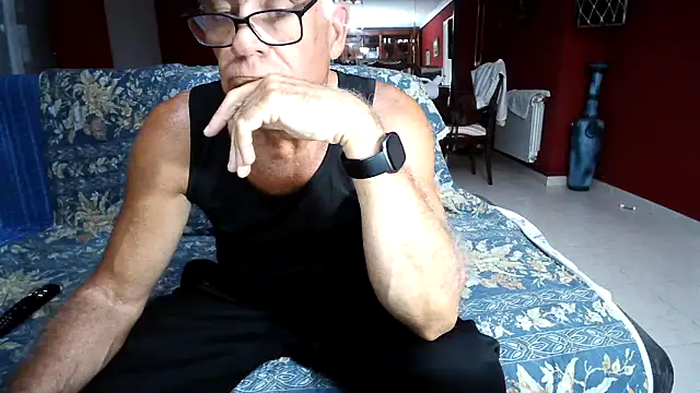 Snapshot of maduroguapo chatting on 26, 10, 2025 maduroguapo online show from 26, 10, 2025