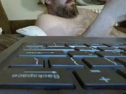 Snapshot of FROL83 chatting on 30, 4, 2026 FROL83 online show from 30, 4, 2026