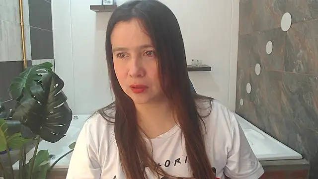 Snapshot of Heidy_Wells chatting on 21, 3, 2026 Heidy Wells online show from 21, 3, 2026