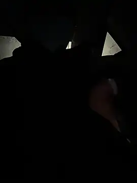 Snapshot of moneymaker_taipei chatting on 13, 11, 2025 moneymaker taipei online show from 13, 11, 2025