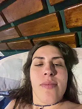 isadelasestrellas online show from 11, 2, 2026