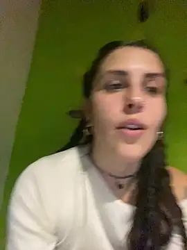 Snapshot of isadelasestrellas chatting on 7, 6, 2026 isadelasestrellas online show from 7, 6, 2026