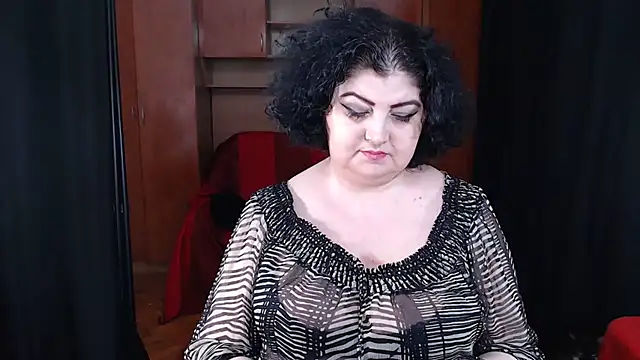  MissJ  online show from 29, 1, 2025