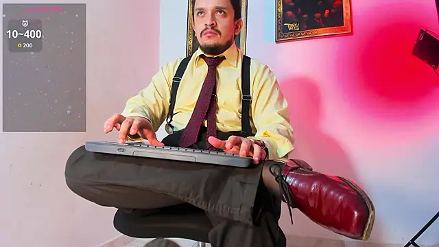 Snapshot of tony_landri chatting on 4, 2, 2026 tony landri online show from 4, 2, 2026