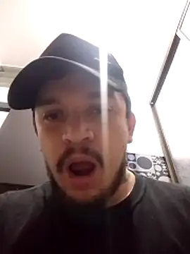 Snapshot of tony_landri chatting on 6, 2, 2026 tony landri online show from 6, 2, 2026