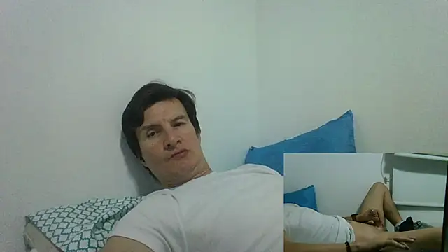 Snapshot of fieryloves chatting on 13, 10, 2025 fieryloves online show from 13, 10, 2025