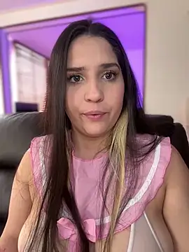 Snapshot of valentina_jonnes1 chatting on 16, 3, 2025 valentina jonnes1 online show from 16, 3, 2025