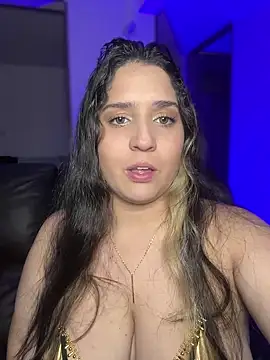 Snapshot of valentina_jonnes1 chatting on 23, 3, 2025 valentina jonnes1 online show from 23, 3, 2025