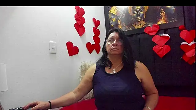 Evaaross 2345 online show from 17, 2, 2025