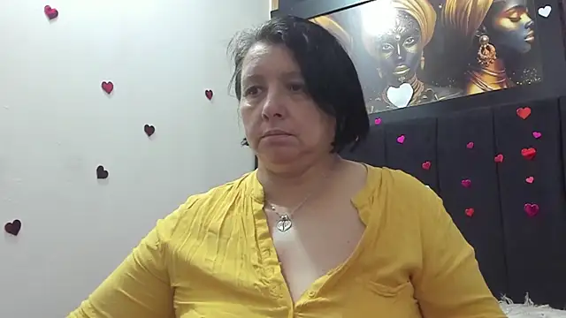 Snapshot of Evaaross_2345 chatting on 26, 3, 2026 Evaaross 2345 online show from 26, 3, 2026