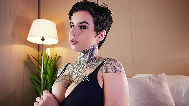 Snapshot of AliceShazaham_ chatting on 26, 4, 2026 AliceShazaham online show from 26, 4, 2026