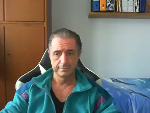 Snapshot of lliuk70mi chatting on 14, 12, 2024 lliuk70mi online show from 14, 12, 2024