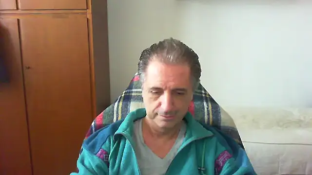 Snapshot of lliuk70mi chatting on 23, 4, 2026 lliuk70mi online show from 23, 4, 2026