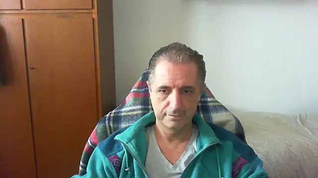 Snapshot of lliuk70mi chatting on 27, 4, 2026 lliuk70mi online show from 27, 4, 2026