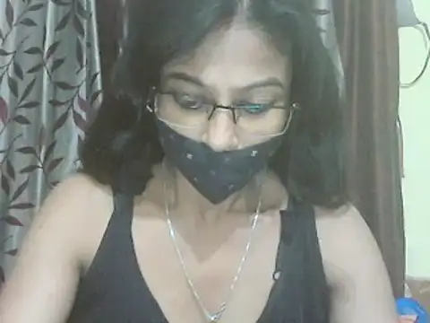 Snapshot of JENIFER_PUNE chatting on 9, 2, 2025 JENIFER PUNE online show from 9, 2, 2025