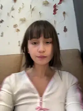 bigbabykiki online show from 19, 2, 2025