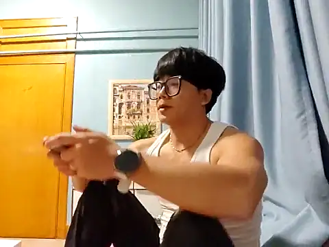 Snapshot of handsome1069 chatting on 16, 10, 2025 handsome1069 online show from 16, 10, 2025