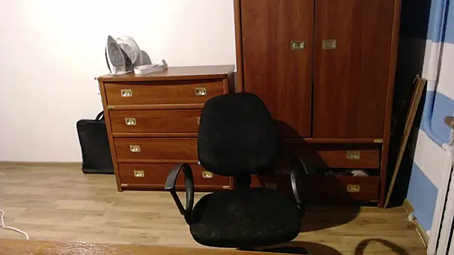 Butterfly Lily online show from 28, 2, 2025