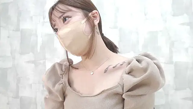 Snapshot of LOVE_MOMO_LOVE chatting on 13, 1, 2025 LOVE MOMO LOVE online show from 13, 1, 2025