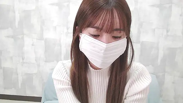 LOVE MOMO LOVE online show from 11, 11, 2025