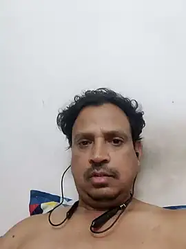 Snapshot of Raj1043 chatting on 12, 12, 2024 Raj1043 online show from 12, 12, 2024