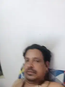 Snapshot of Raj1043 chatting on 4, 1, 2025 Raj1043 online show from 4, 1, 2025