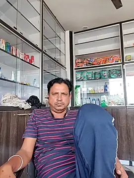 Snapshot of Raj1043 chatting on 5, 11, 2025 Raj1043 online show from 5, 11, 2025