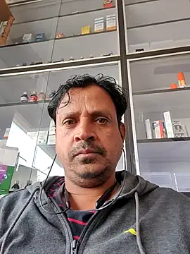 Snapshot of Raj1043 chatting on 15, 11, 2025 Raj1043 online show from 15, 11, 2025