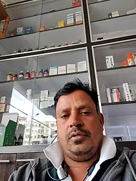 Snapshot of Raj1043 chatting on 16, 11, 2025 Raj1043 online show from 16, 11, 2025