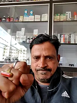 Snapshot of Raj1043 chatting on 14, 12, 2025 Raj1043 online show from 14, 12, 2025