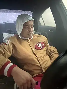 EatMyCake831 online show from 13, 11, 2025