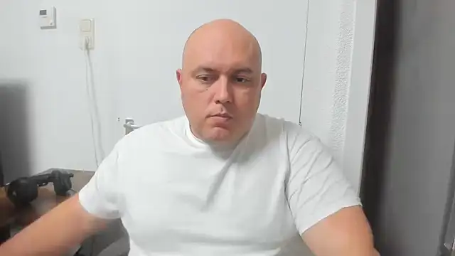 BigromeoXX online show from 30, 12, 2024