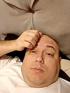 BigromeoXX online show from 1, 1, 2025