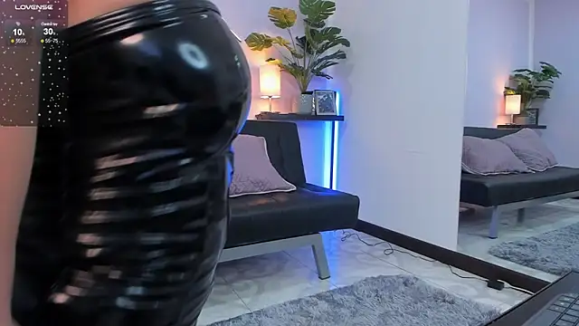 Aixaa charles online show from 9, 1, 2025