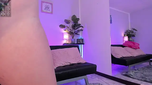 Aixaa charles online show from 27, 2, 2025