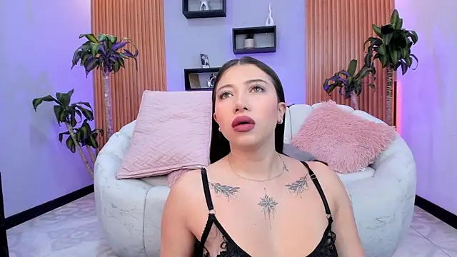 Aixaa charles online show from 17, 9, 2025