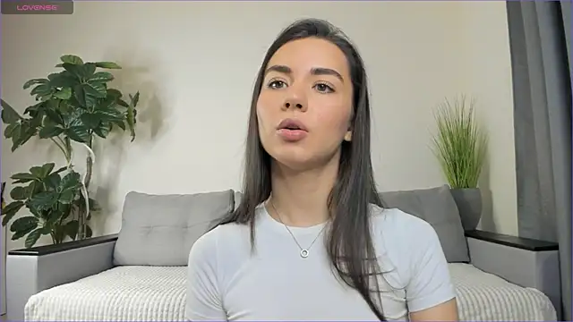 NicoleLuv online show from 10, 1, 2025