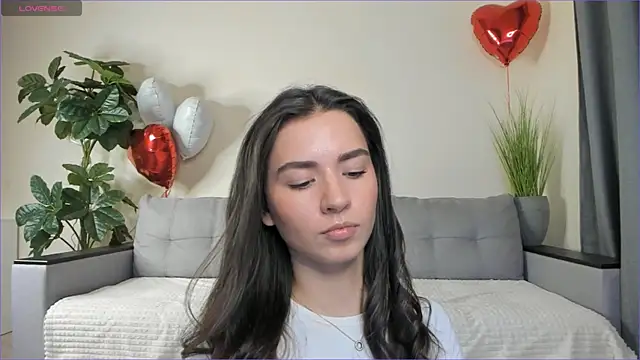 NicoleLuv online show from 9, 3, 2025