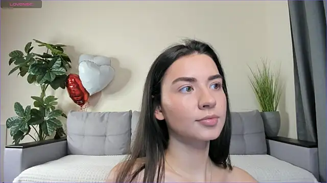 NicoleLuv online show from 13, 3, 2025