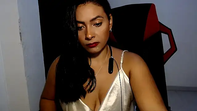 Snapshot of meghan2 chatting on 6, 5, 2026 meghan2 online show from 6, 5, 2026
