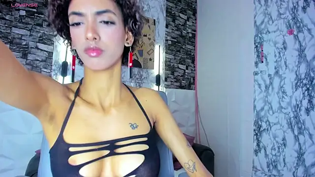 Queen Cuarxxo online show from 25, 3, 2026