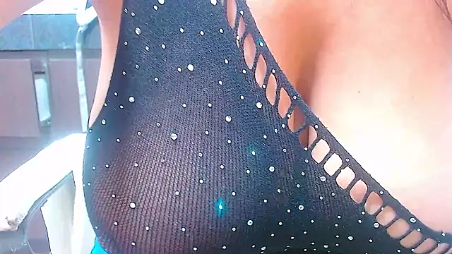 Snapshot of sexy_lady_0 chatting on 12, 12, 2024 sexy lady 0 online show from 12, 12, 2024