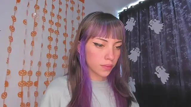 MiaGoth  online show from 19, 10, 2025