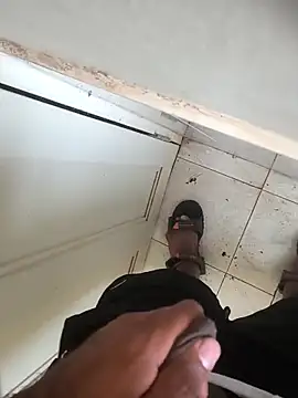 yourboy2000   online show from 27, 9, 2025