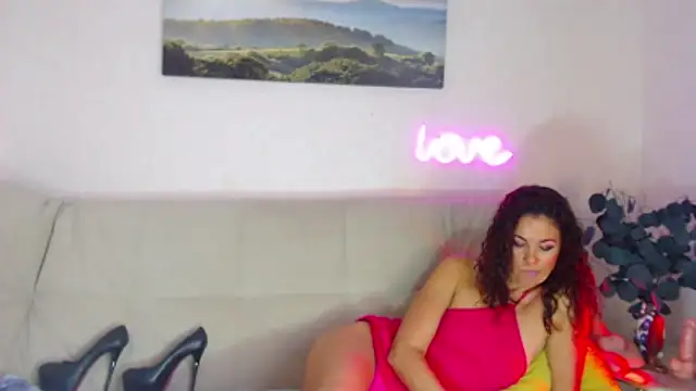 Snapshot of MariaModel chatting on 20, 10, 2025 MariaModel online show from 20, 10, 2025